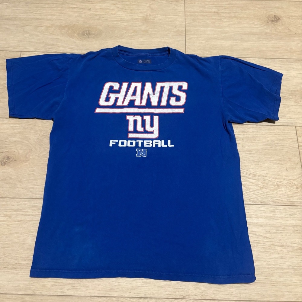 NFL Team Apparel New York Giants Football Graphic T-Shirt Blue Mens Medium M